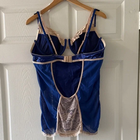 iCollection Elegant Blue and Cream Lace Chemise, 1X - Picture 2 of 5